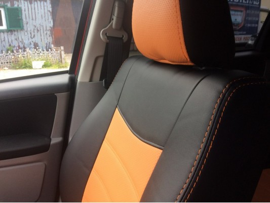 Авточехлы на Suzuki SX4